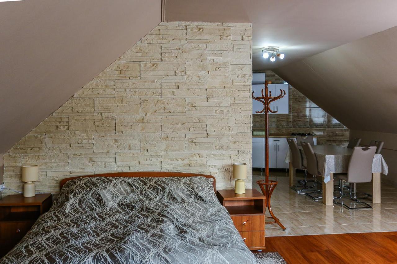 Gardi Apartman Szekszárd エクステリア 写真