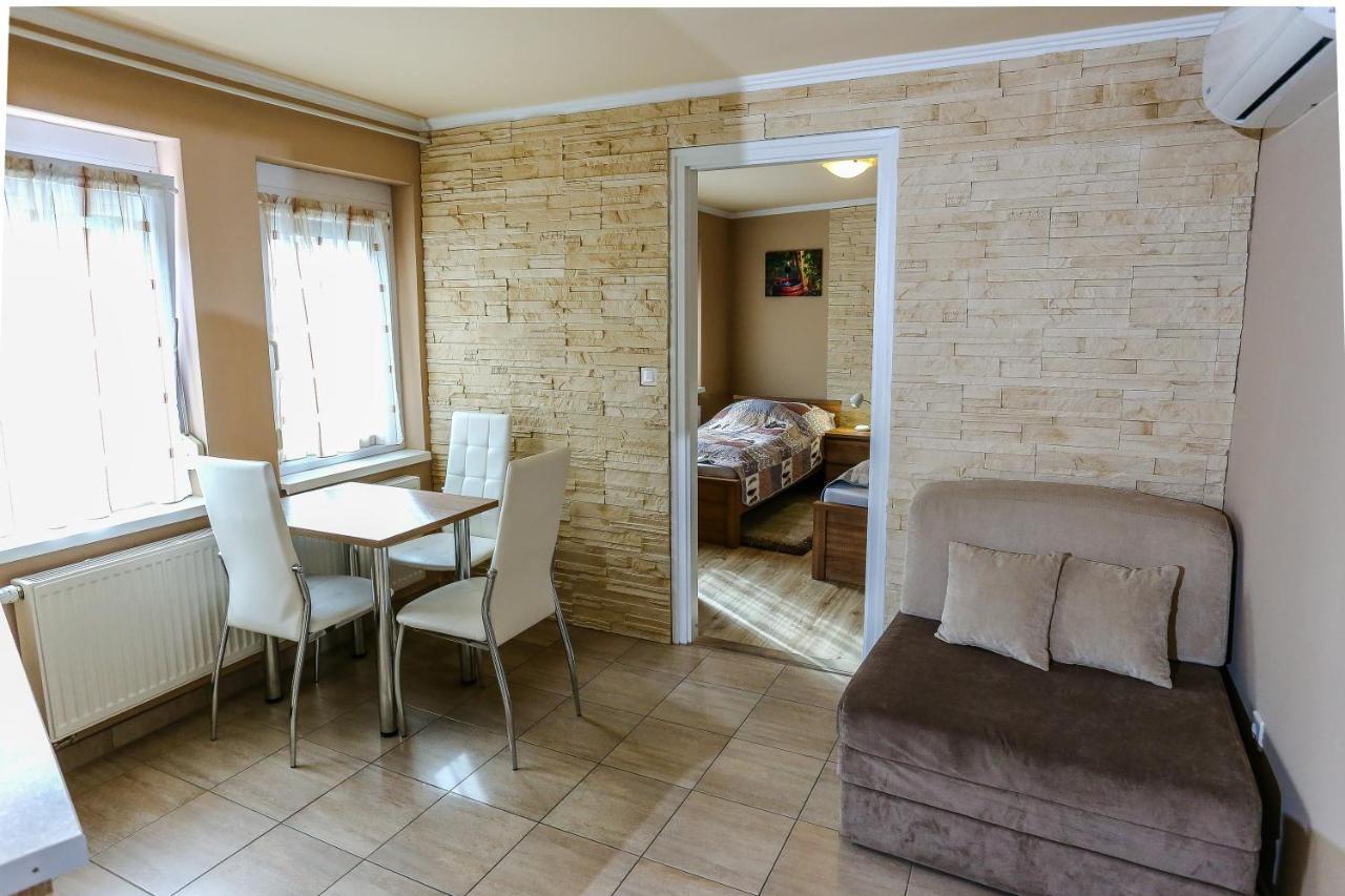 Gardi Apartman Szekszárd エクステリア 写真