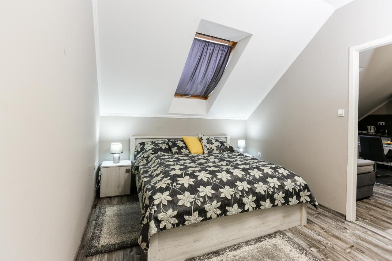 Gardi Apartman Szekszárd エクステリア 写真