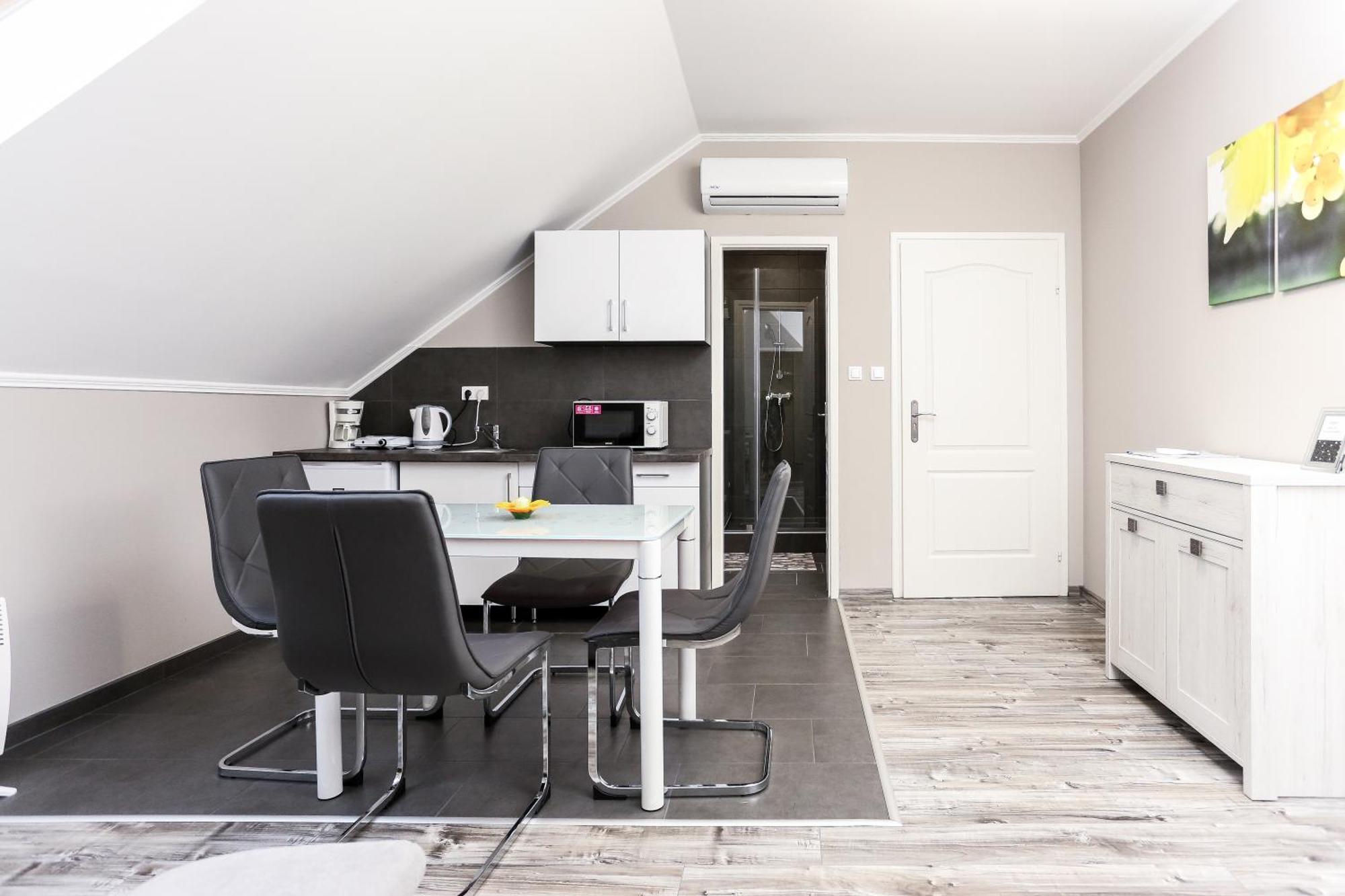 Gardi Apartman Szekszárd エクステリア 写真